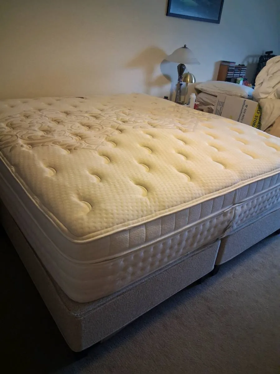 Super King size bed - Image 1
