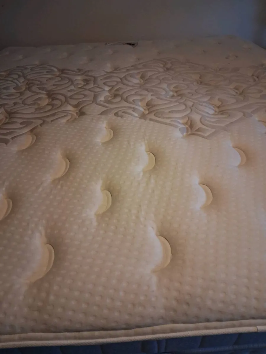 Super King size bed - Image 3