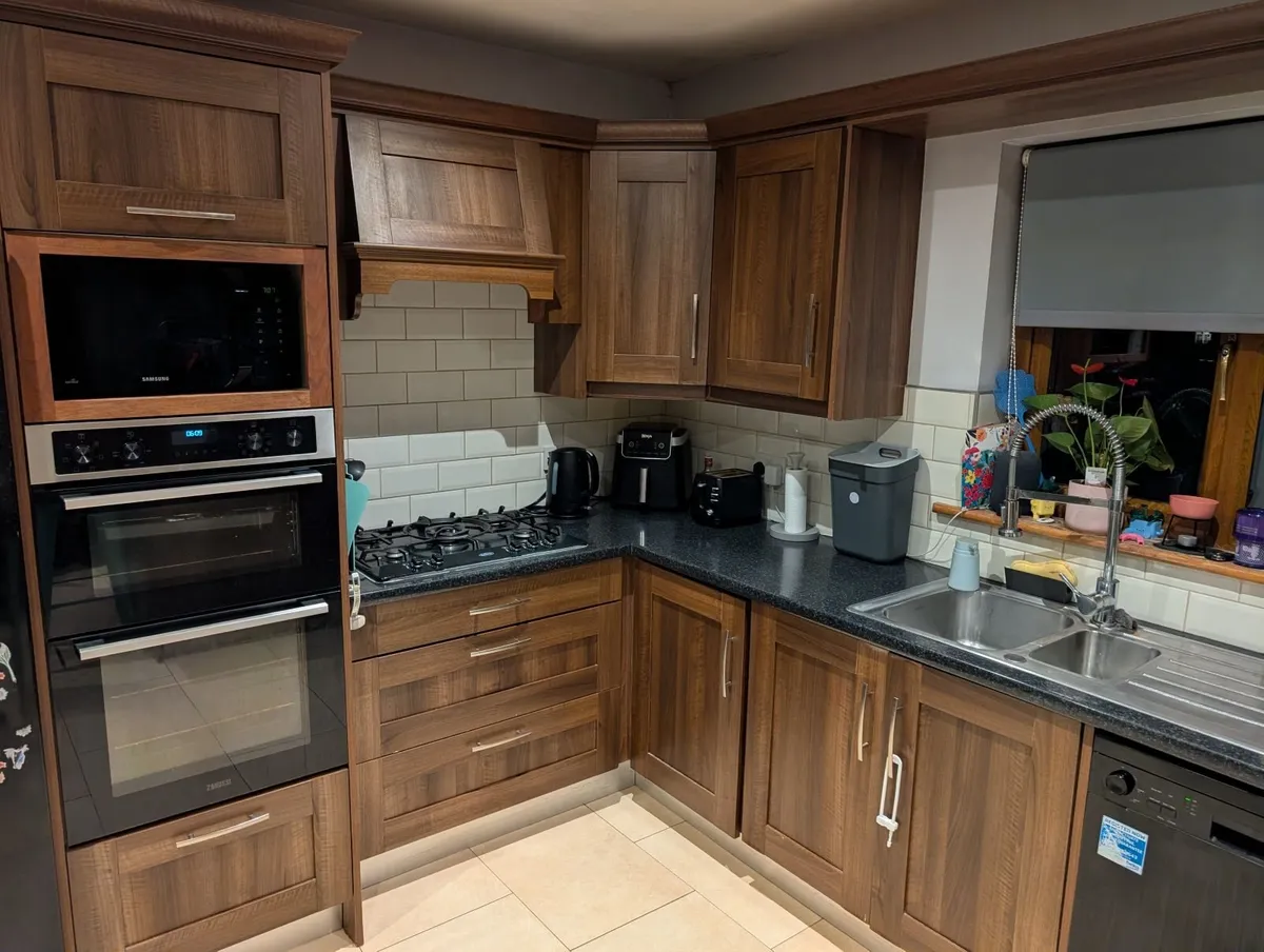 Kitchen - Image 4