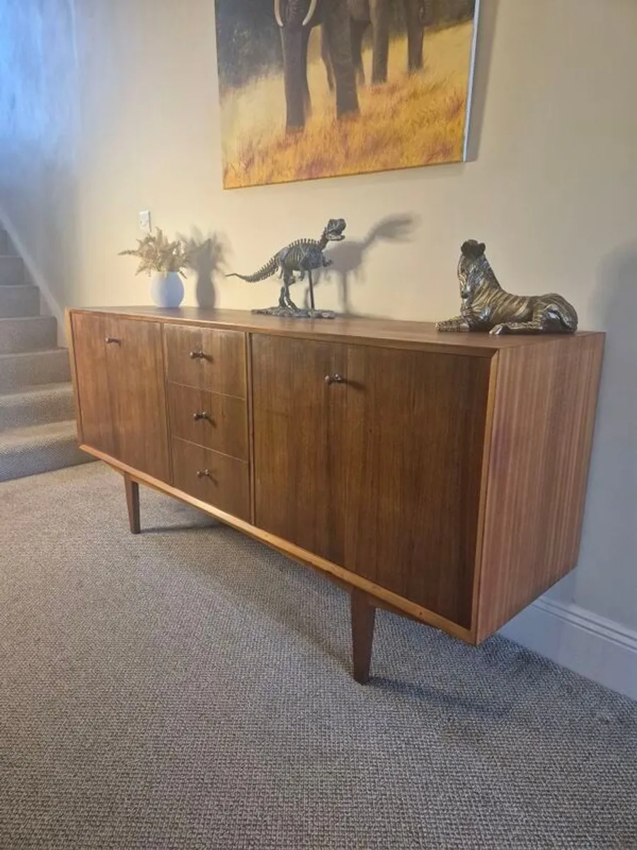 mid Century sideboard - Image 4