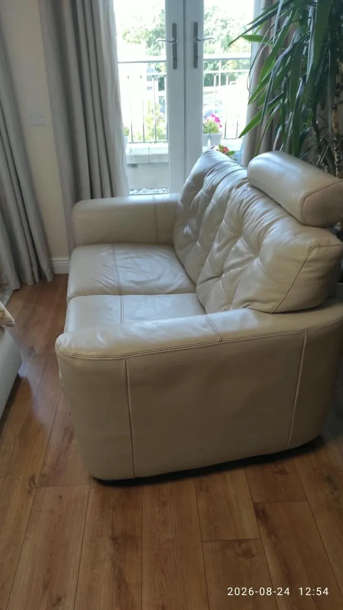 Sofa - Image 3