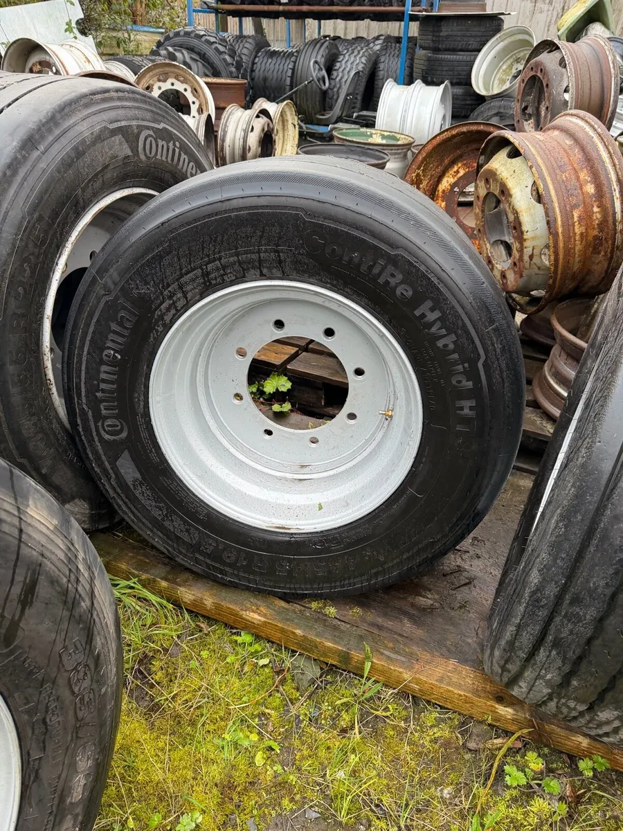 Tyres - Image 2