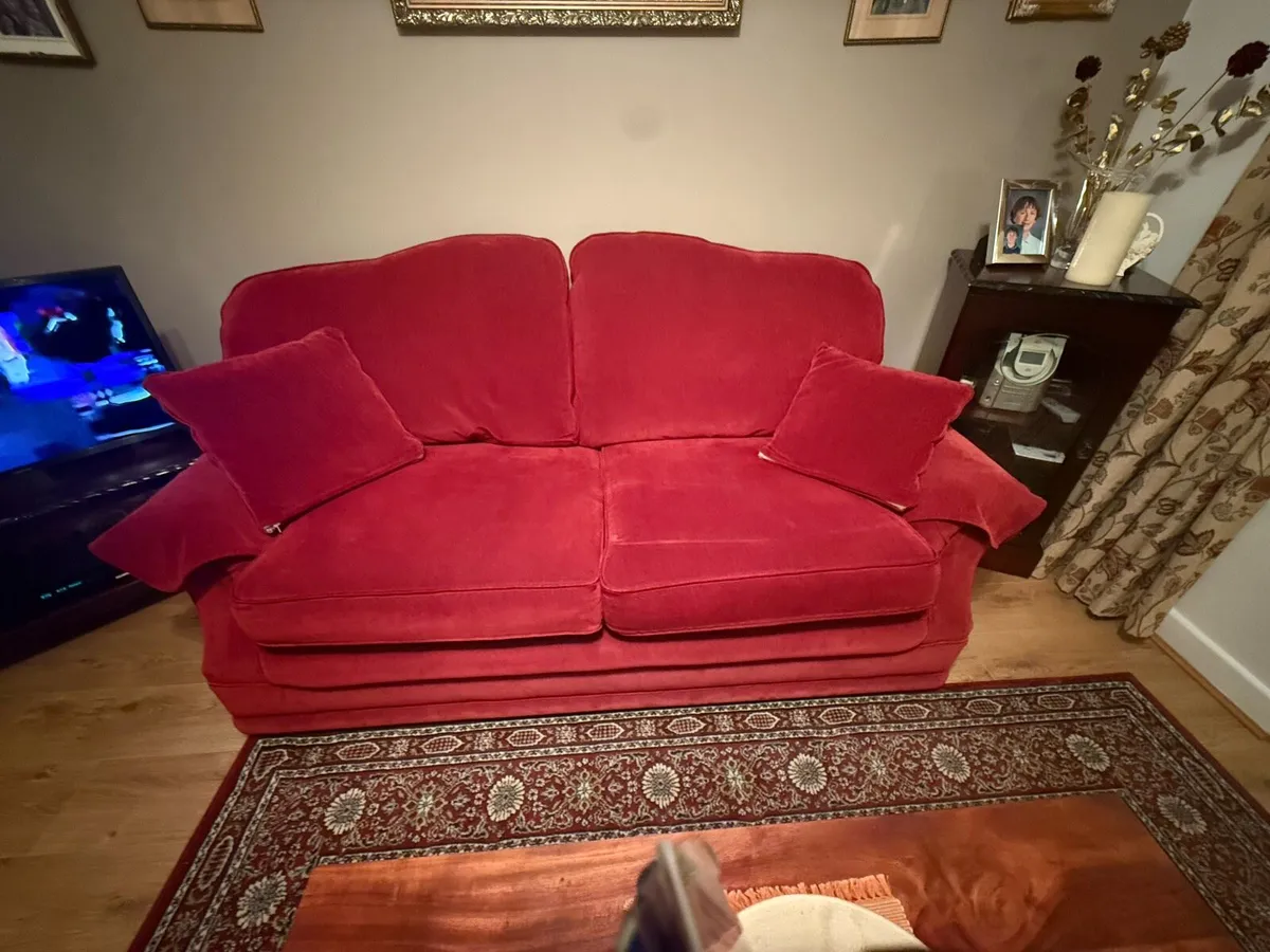 Sofa Red - Image 1