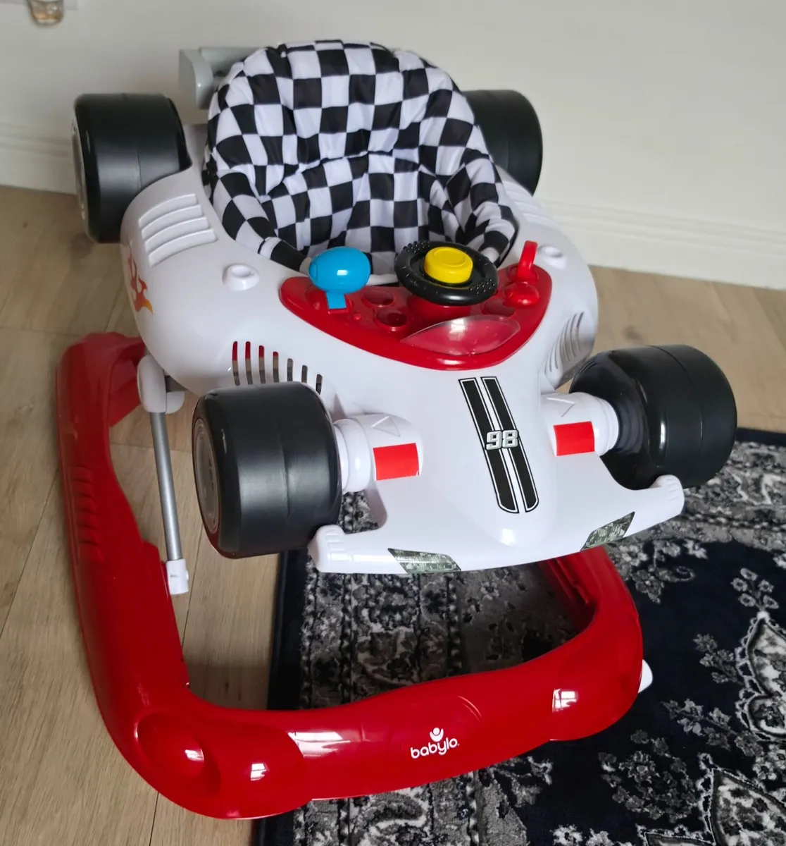 Baby walker - Image 1