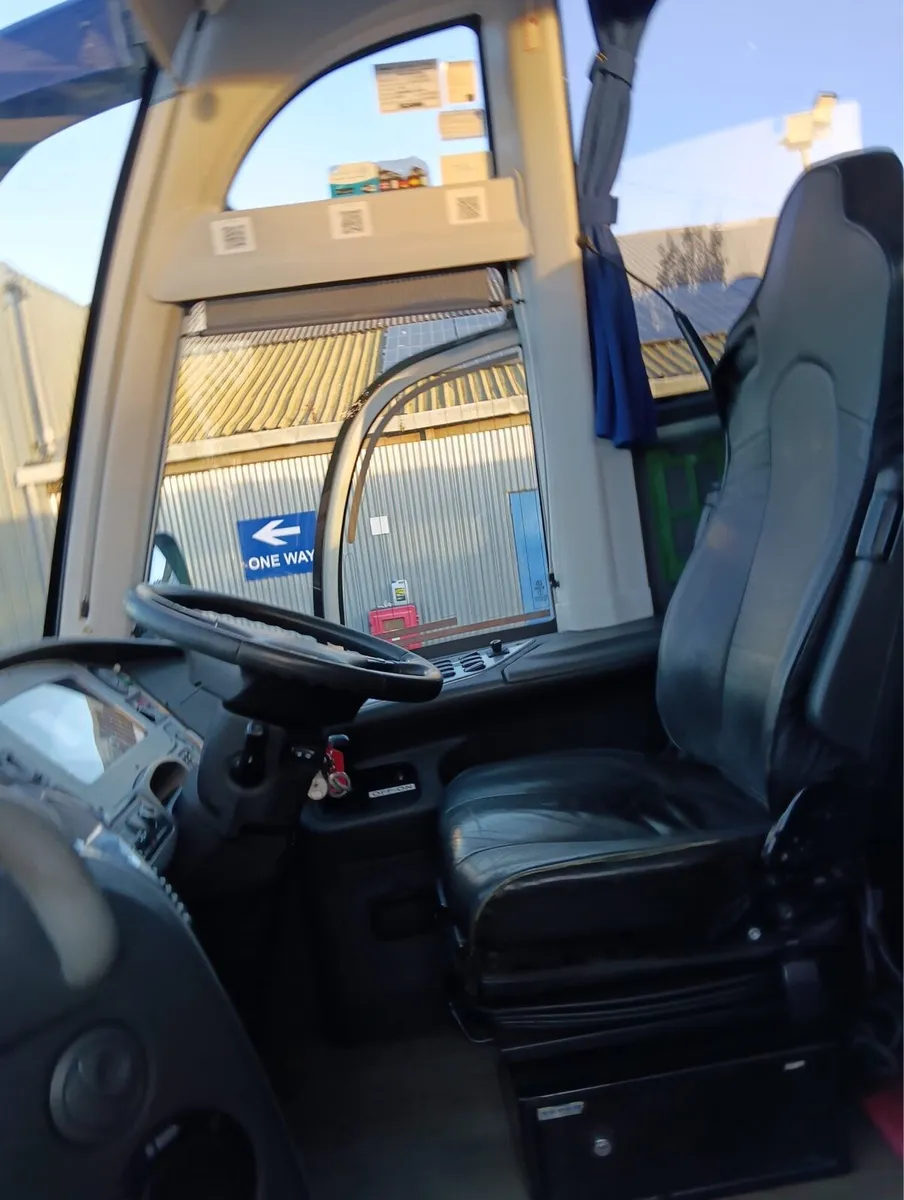 Scania Coach - Image 4