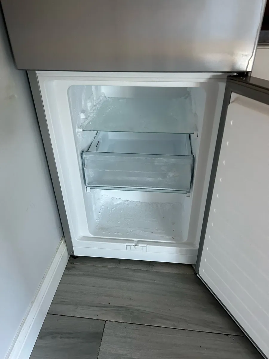 Siemens Fridge Freezer - Image 4