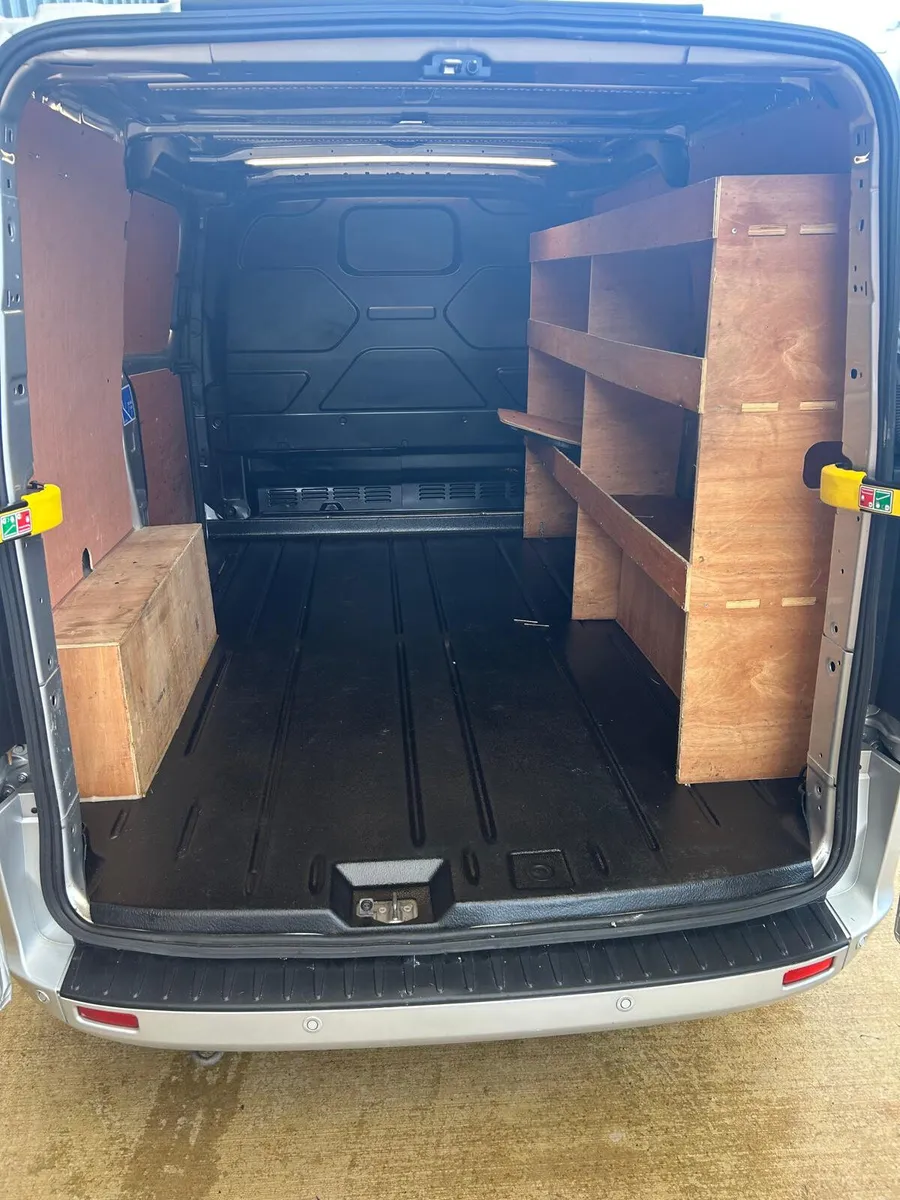 Ford Transit Custom 2023 - Image 3