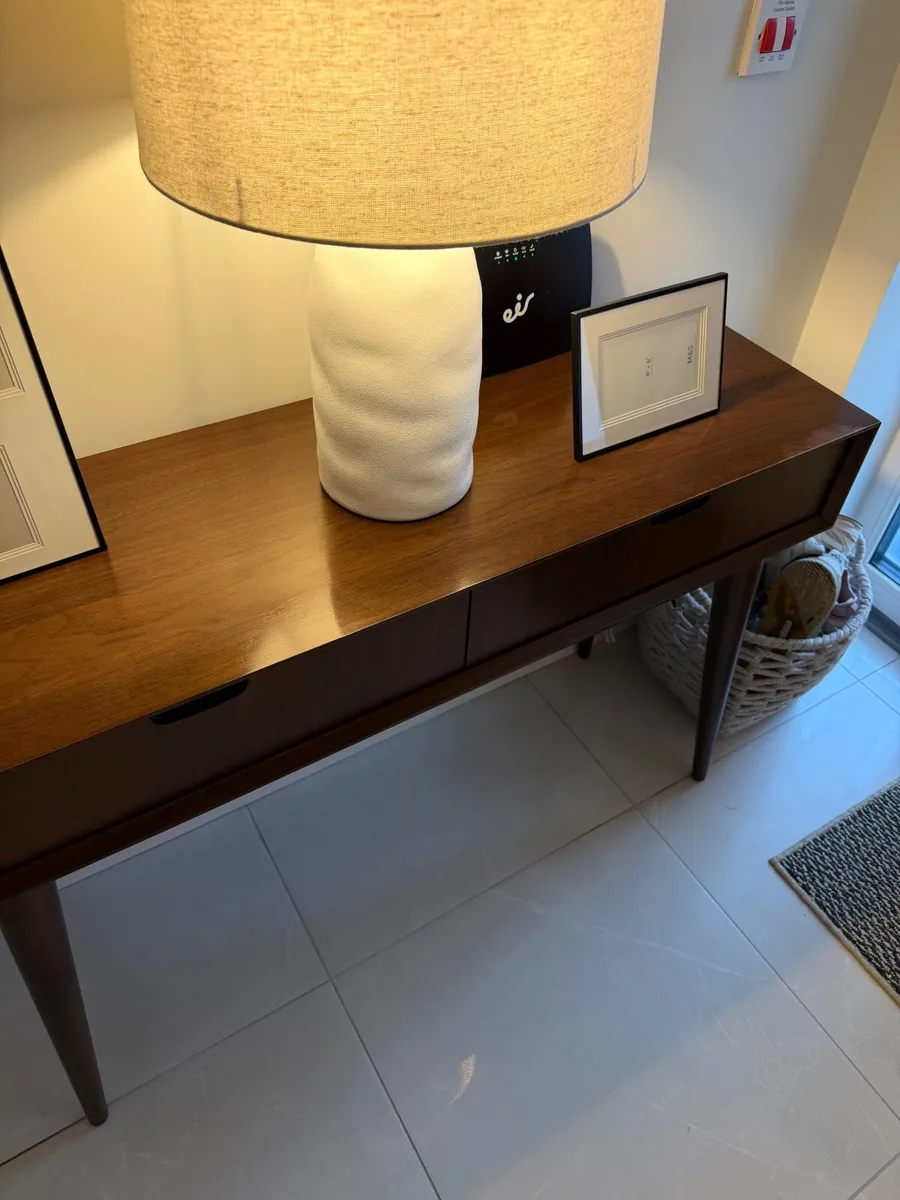 Console table - Image 3