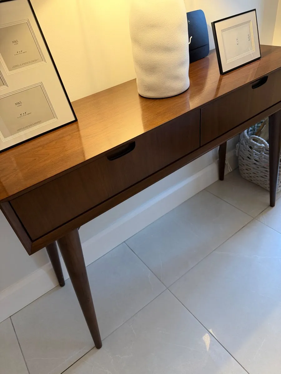Console table - Image 4