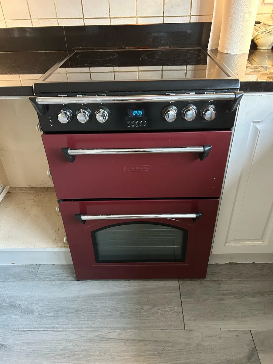 Oven - Image 1