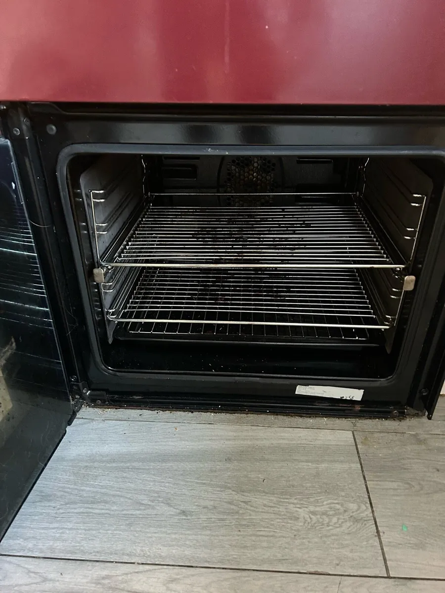 Oven - Image 3