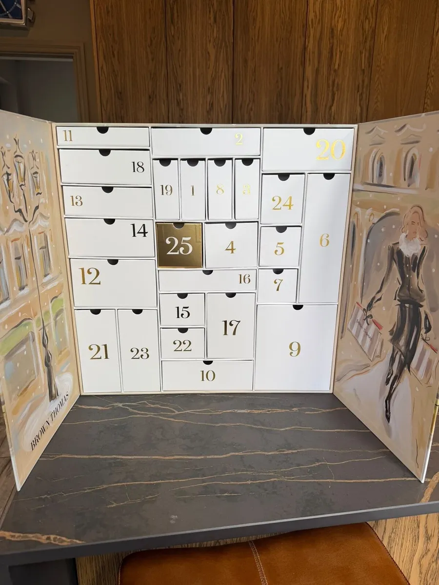 Brown Thomas Advent Calendar - EMPTY - Image 2