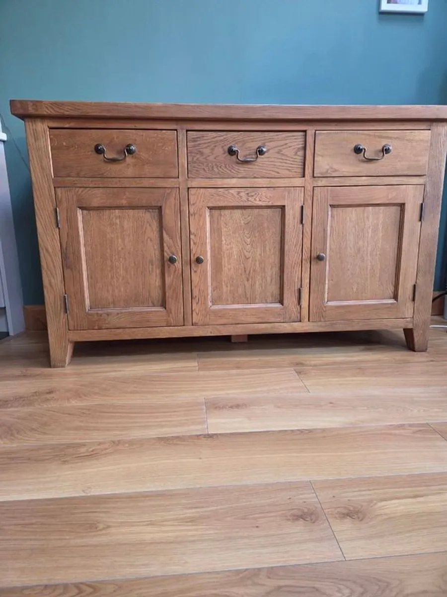 Oak sideboard and coffee table set - Image 1