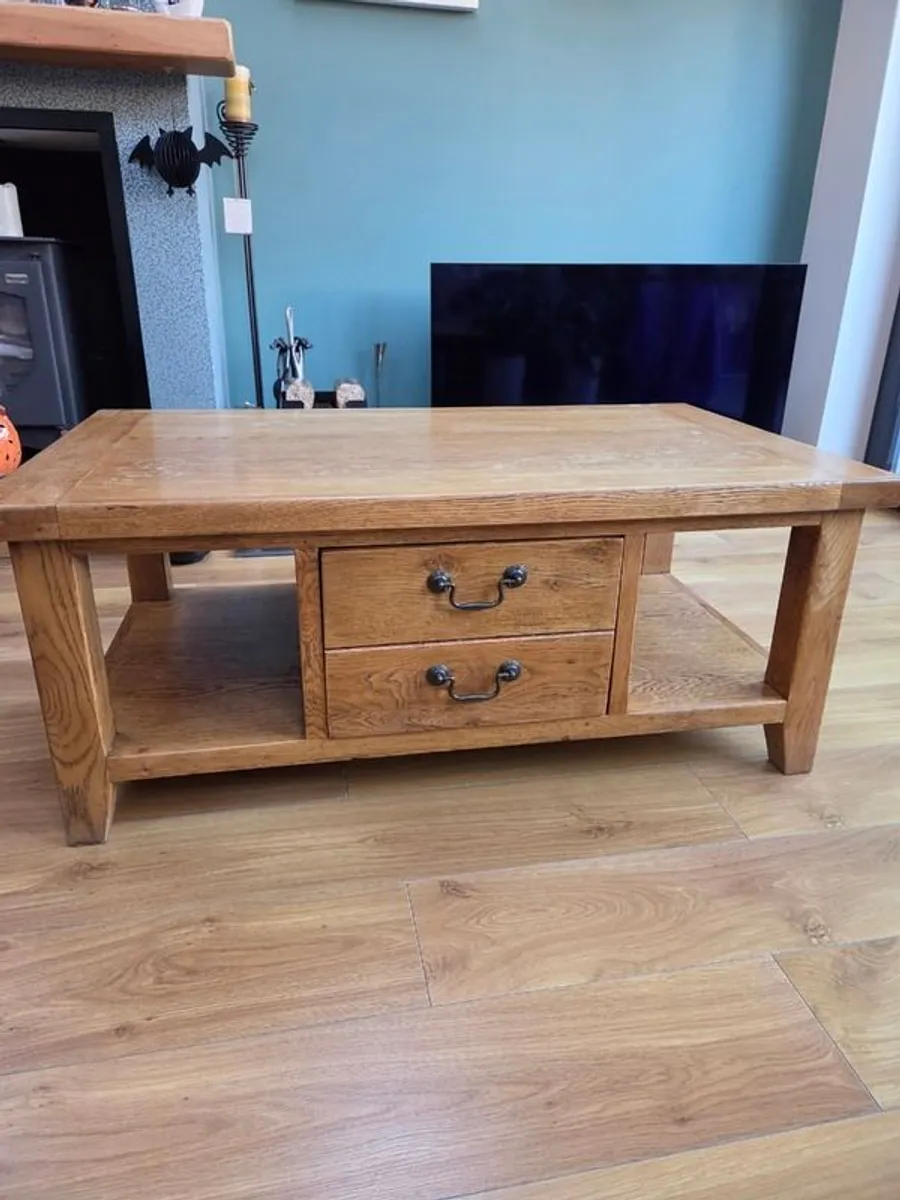 Oak sideboard and coffee table set - Image 2