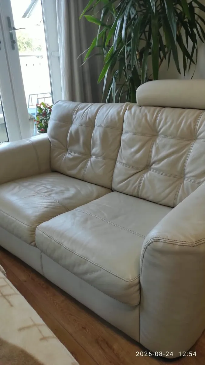 Sofa - Image 4