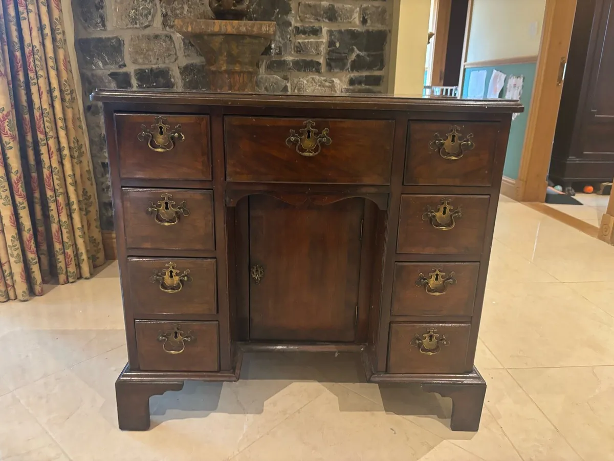 Georgian Mahogany Desk - Image 1
