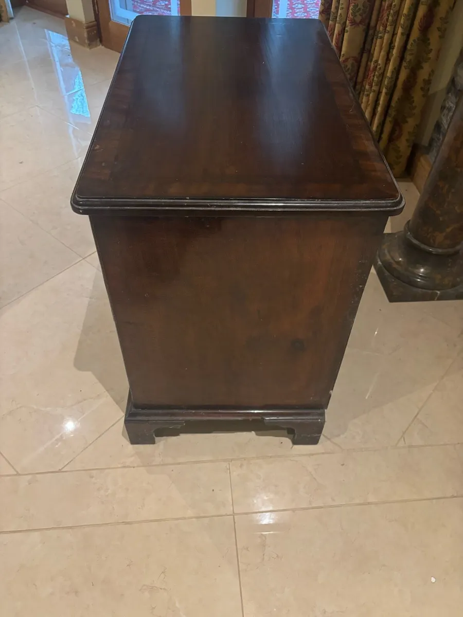 Georgian Mahogany Desk - Image 4
