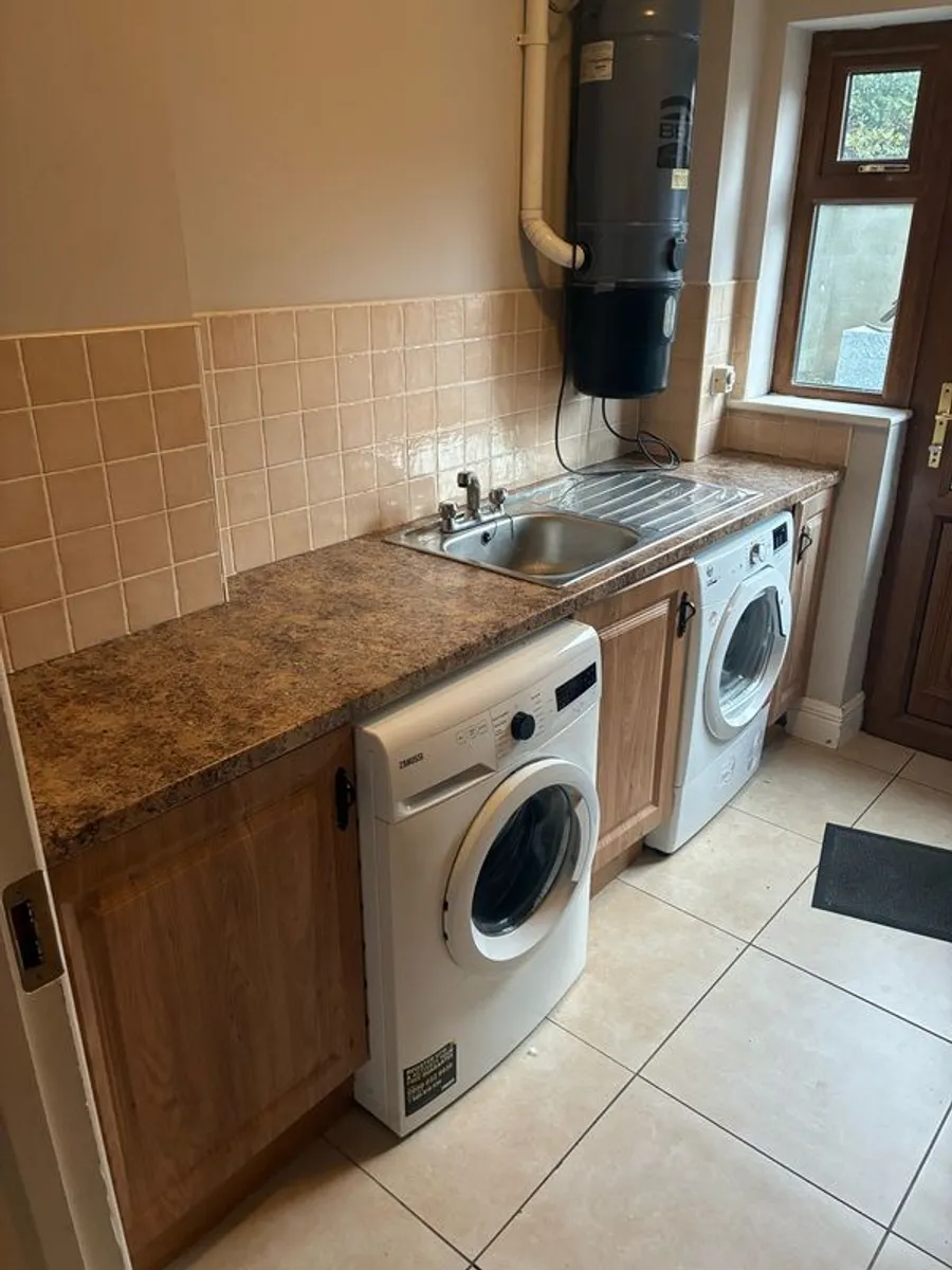 Oak Kitchen - Image 4