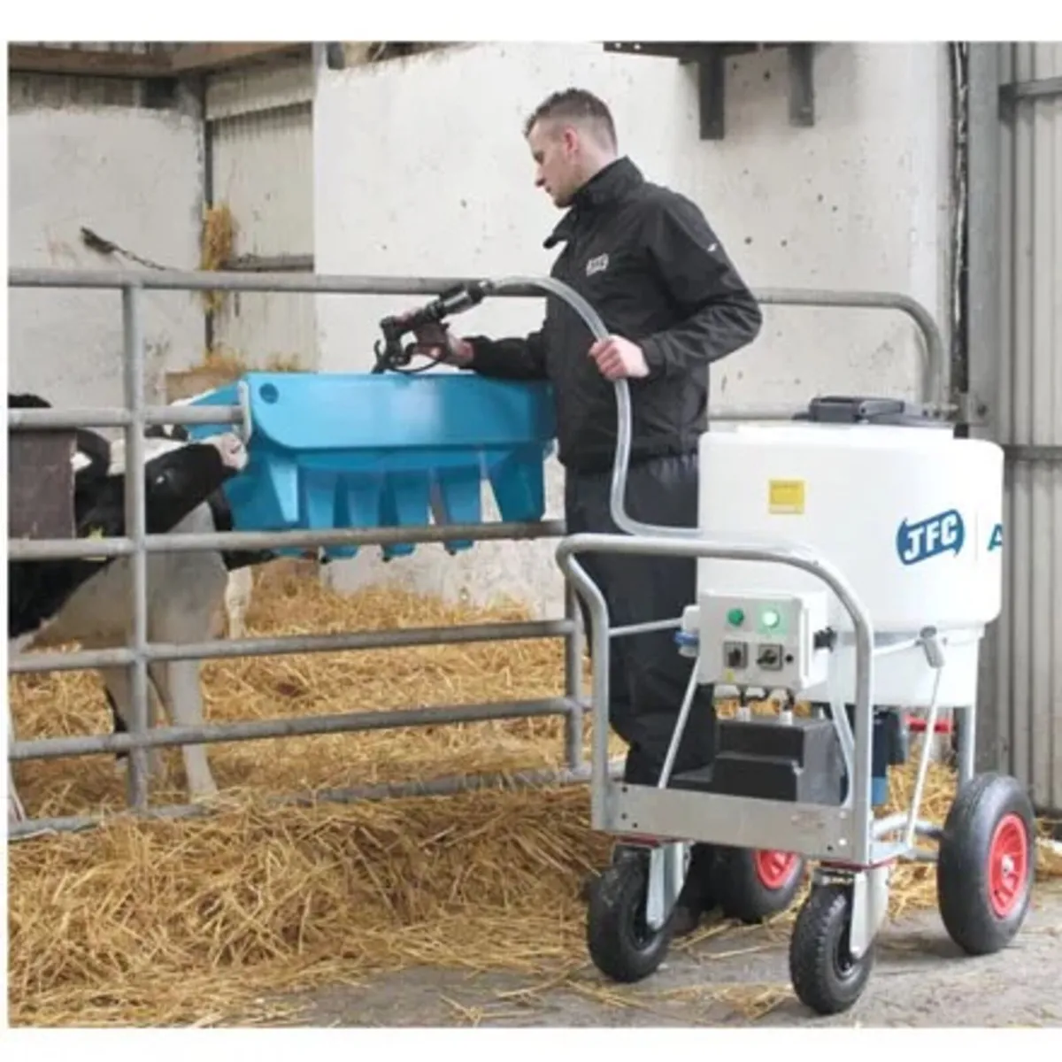 JFC milk cart 180 litre with mixer and Pump - Image 2