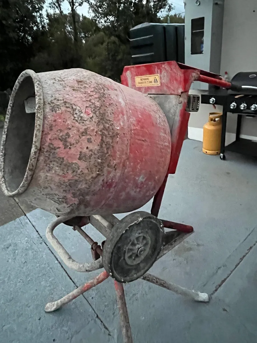 Cement Mixer - Belle Minimix 150 - Image 1