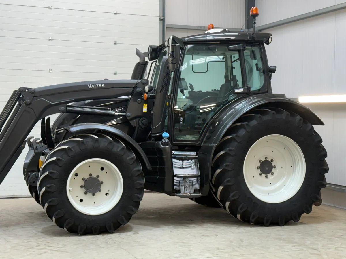 Valtra N174 ***3900 hours!!*** Top spec!!! - Image 3