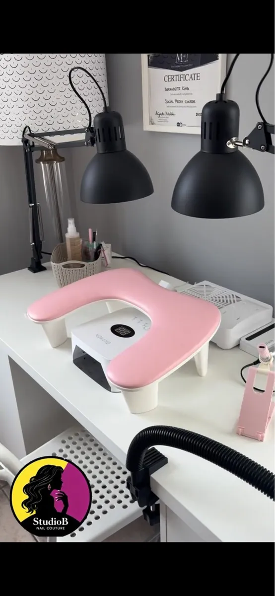 Complete Nail Technician Setup - Image 3