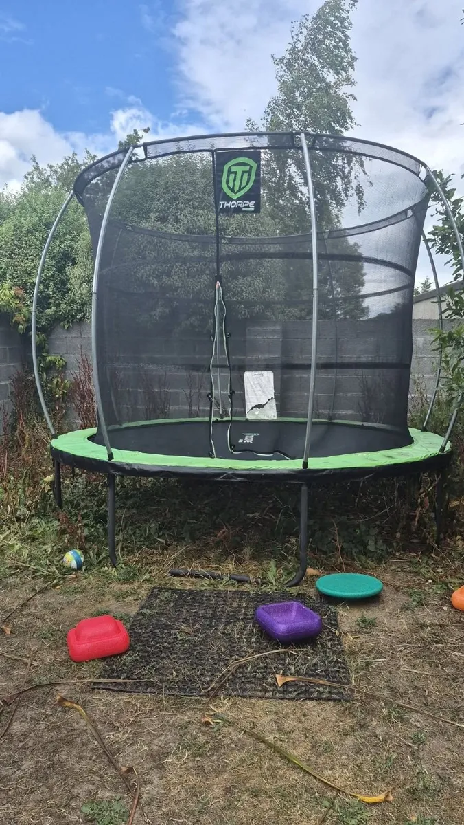 Trampoline FREE