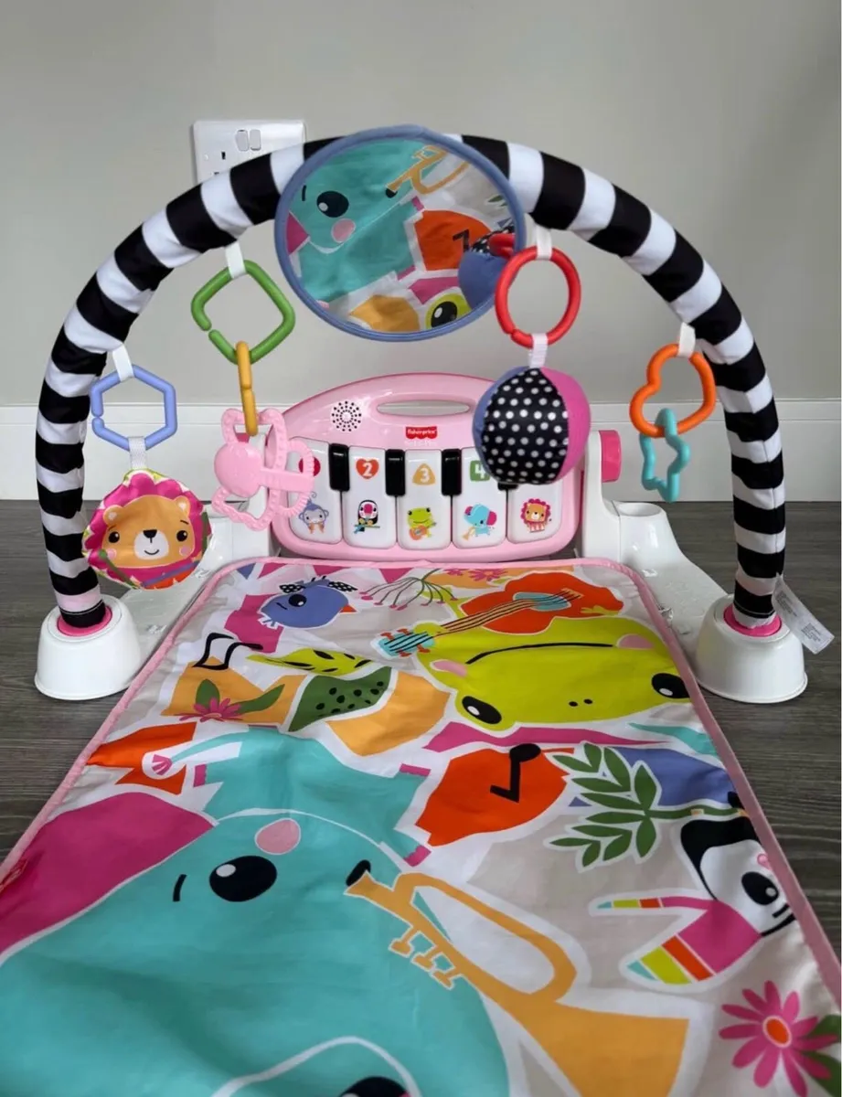 Fisher price Piano Kick and Play - Image 1