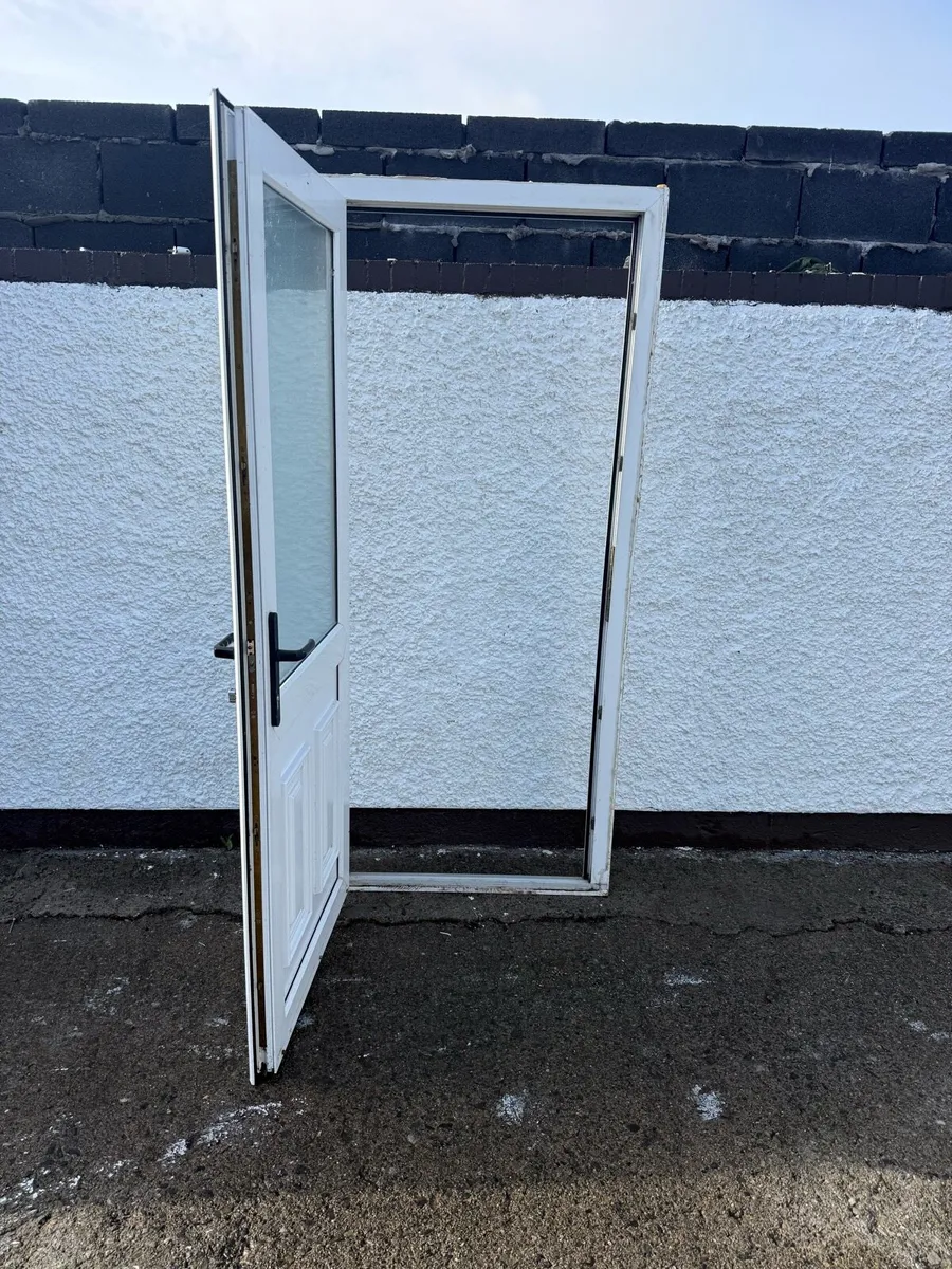 Pvc, Back door - Image 3