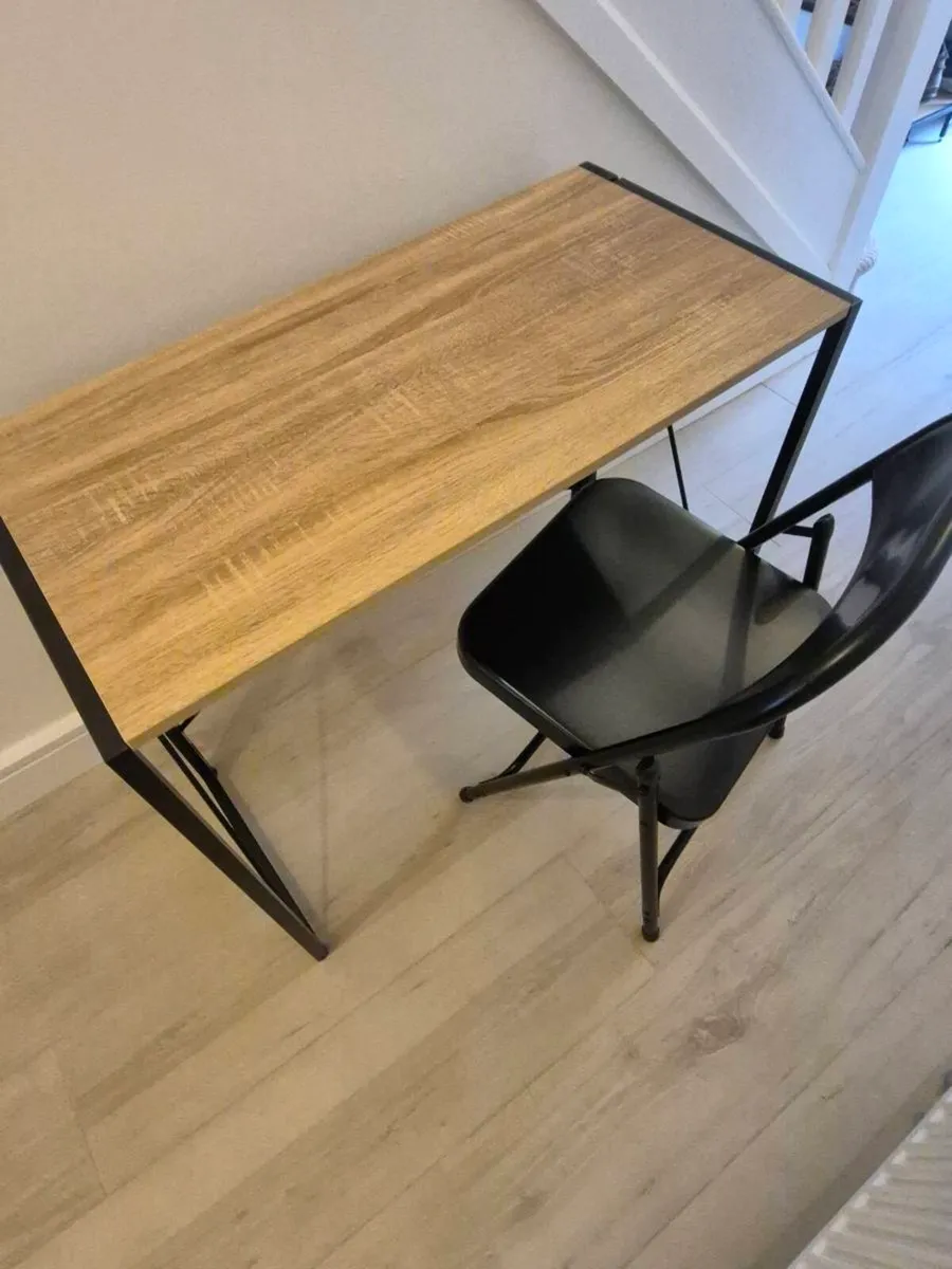 Folding desk & chair - Image 1