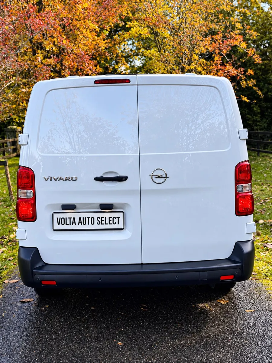 Opel Vivaro Fresh CVRT 241 NO VAT - Image 4