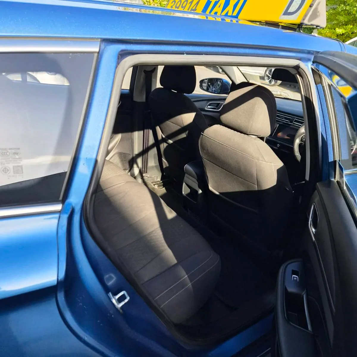 Taxi for rent EV - Image 3
