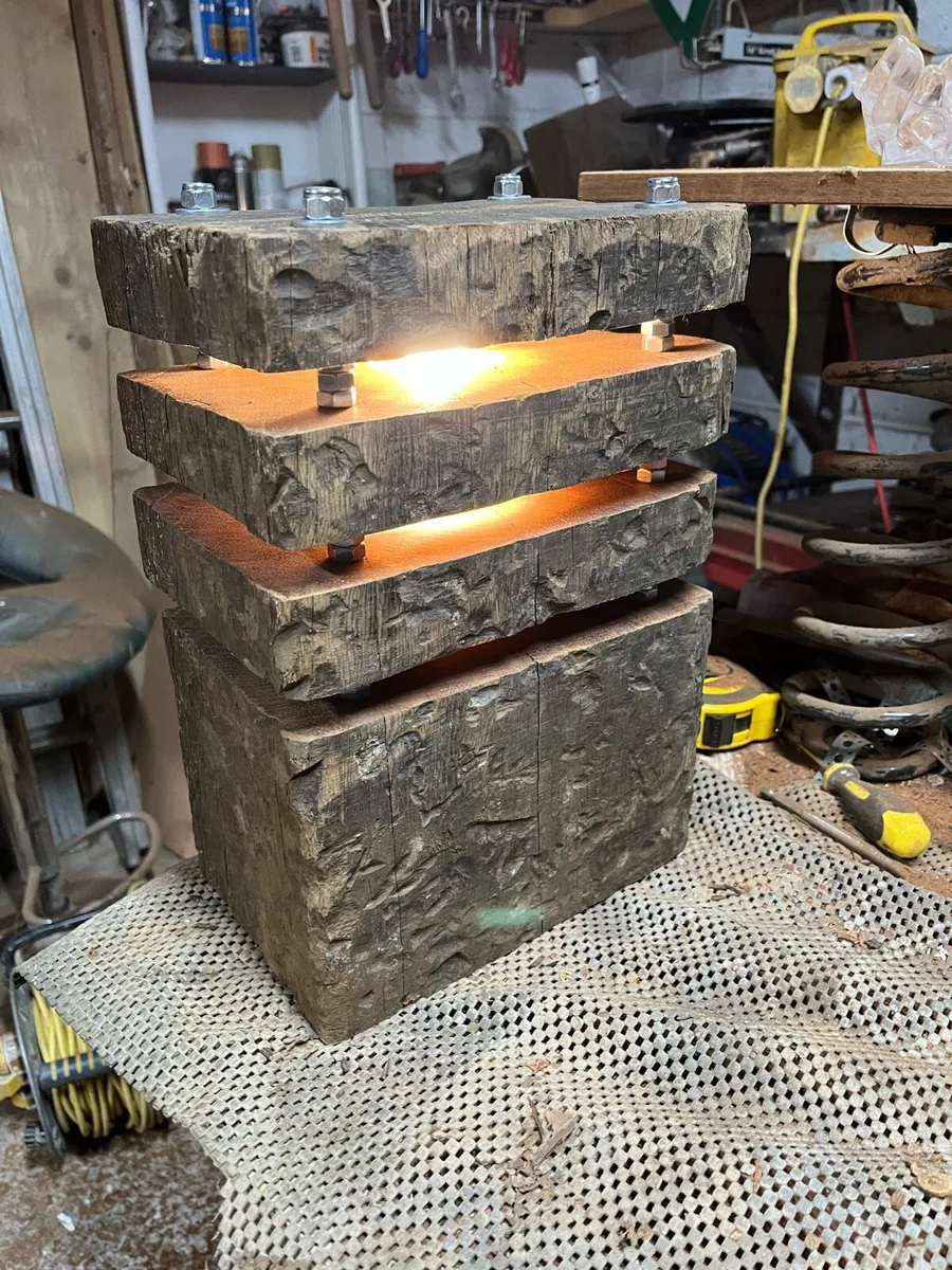Timber lamp - Image 2