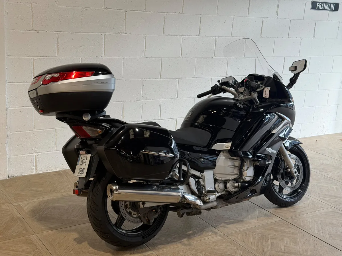 YAMAHA FJR 1300 2015 - Image 3