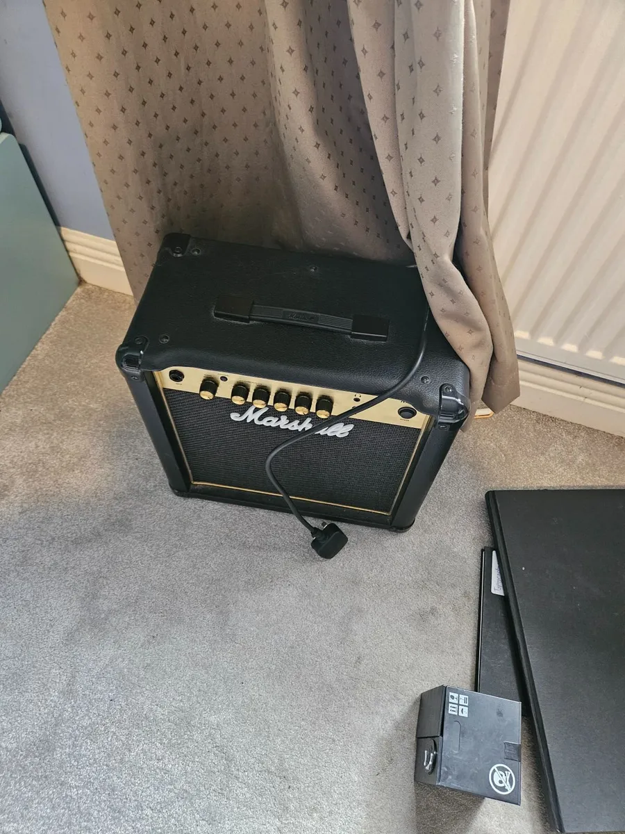 Guitar and amp - Image 2