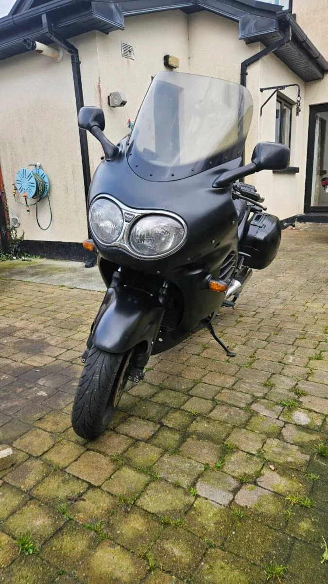Motorbike - Image 3