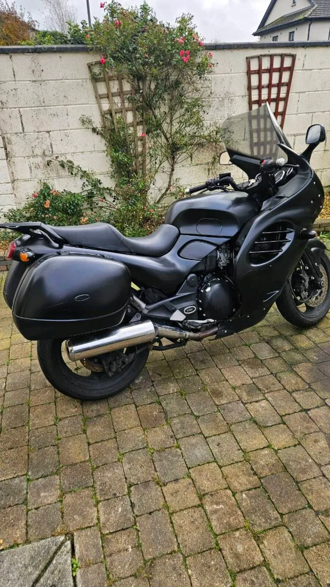 Motorbike - Image 4