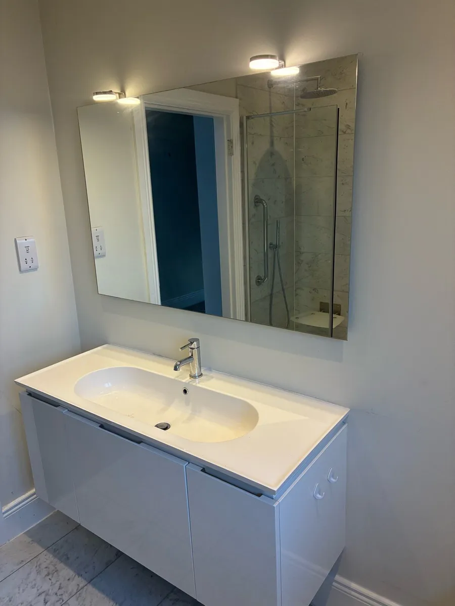 Bathroom Sink - Image 1