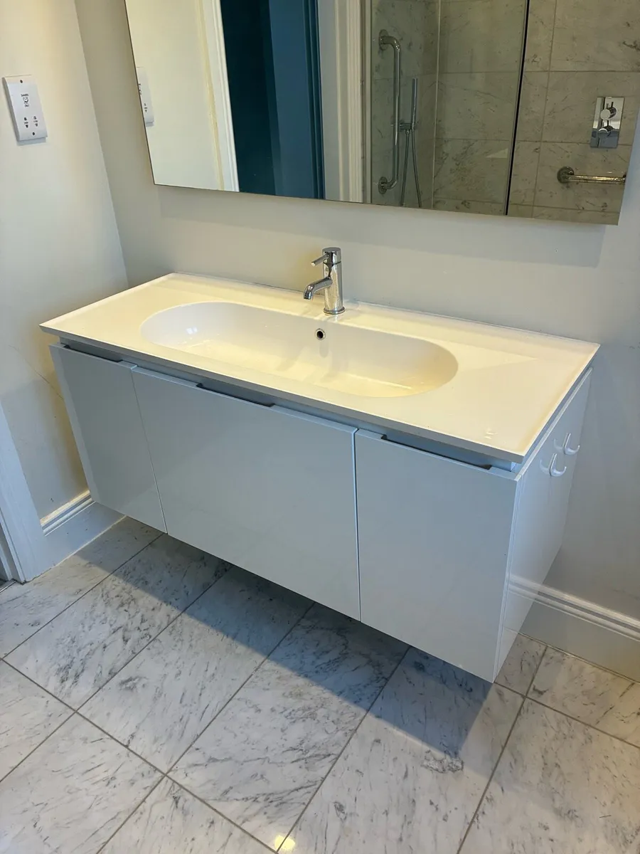 Bathroom Sink - Image 3