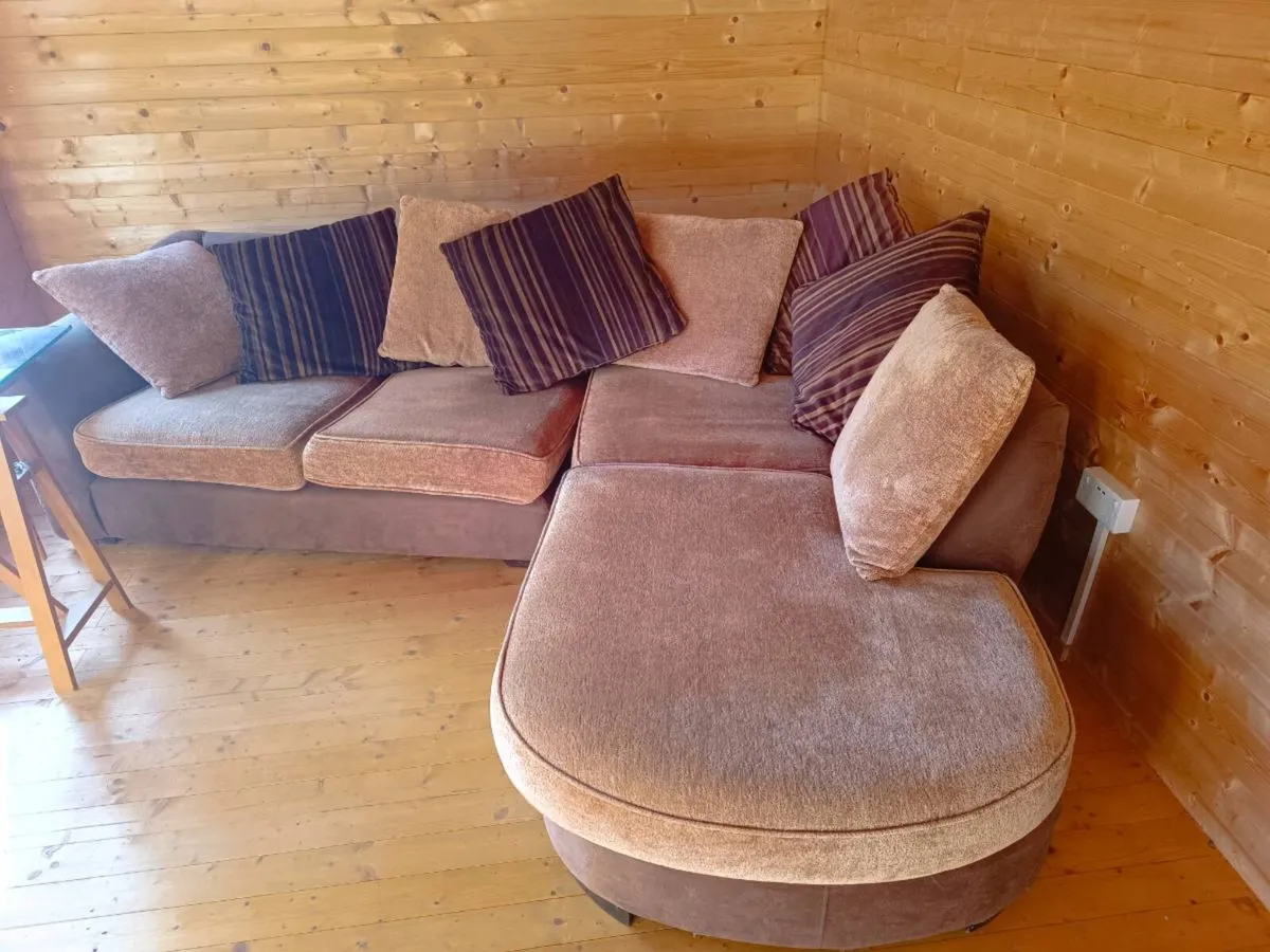 Sofa - couch - Image 1