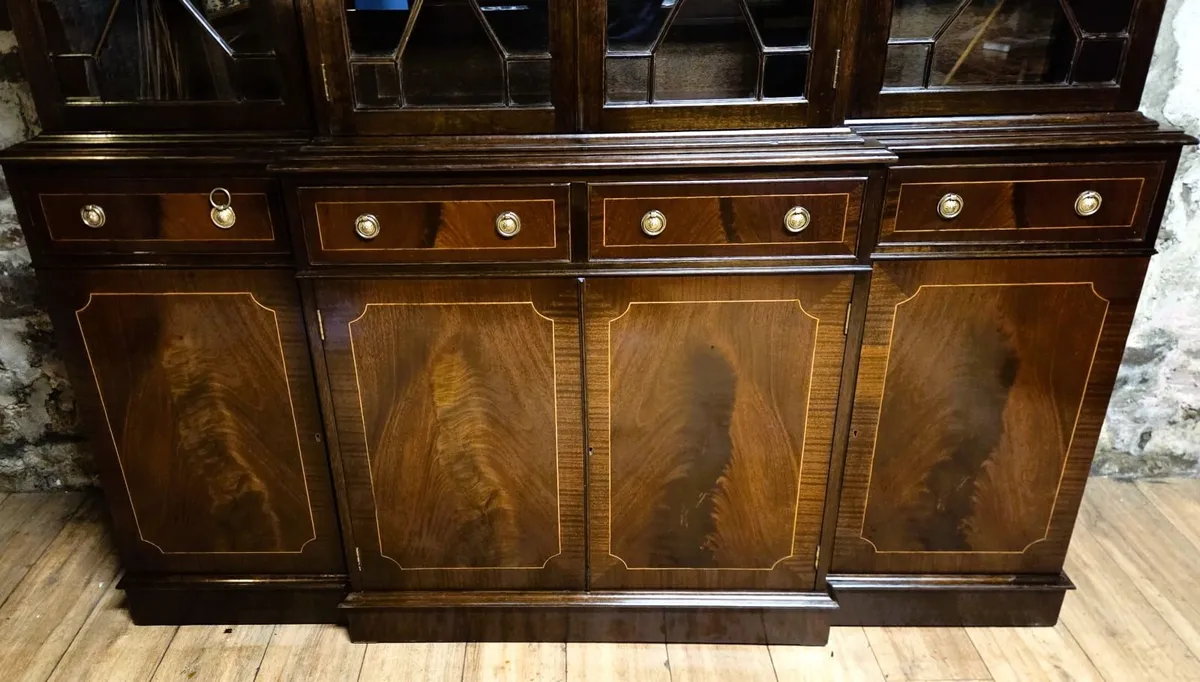 Large Vintage Mahogany Display Bookcase - Image 4