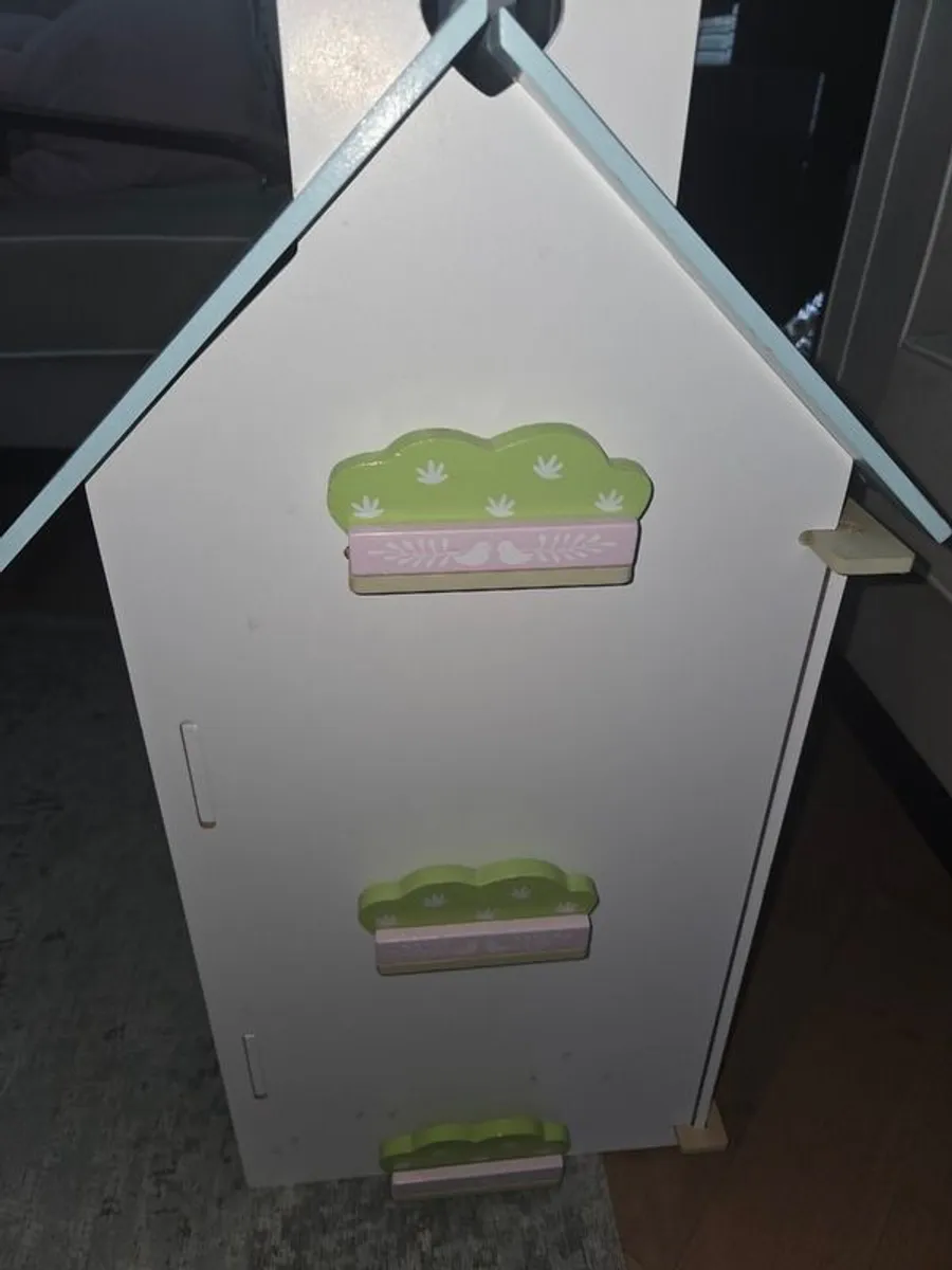 Beautiful Le Toy Van wooden dolls' house - perfect condition - Image 3