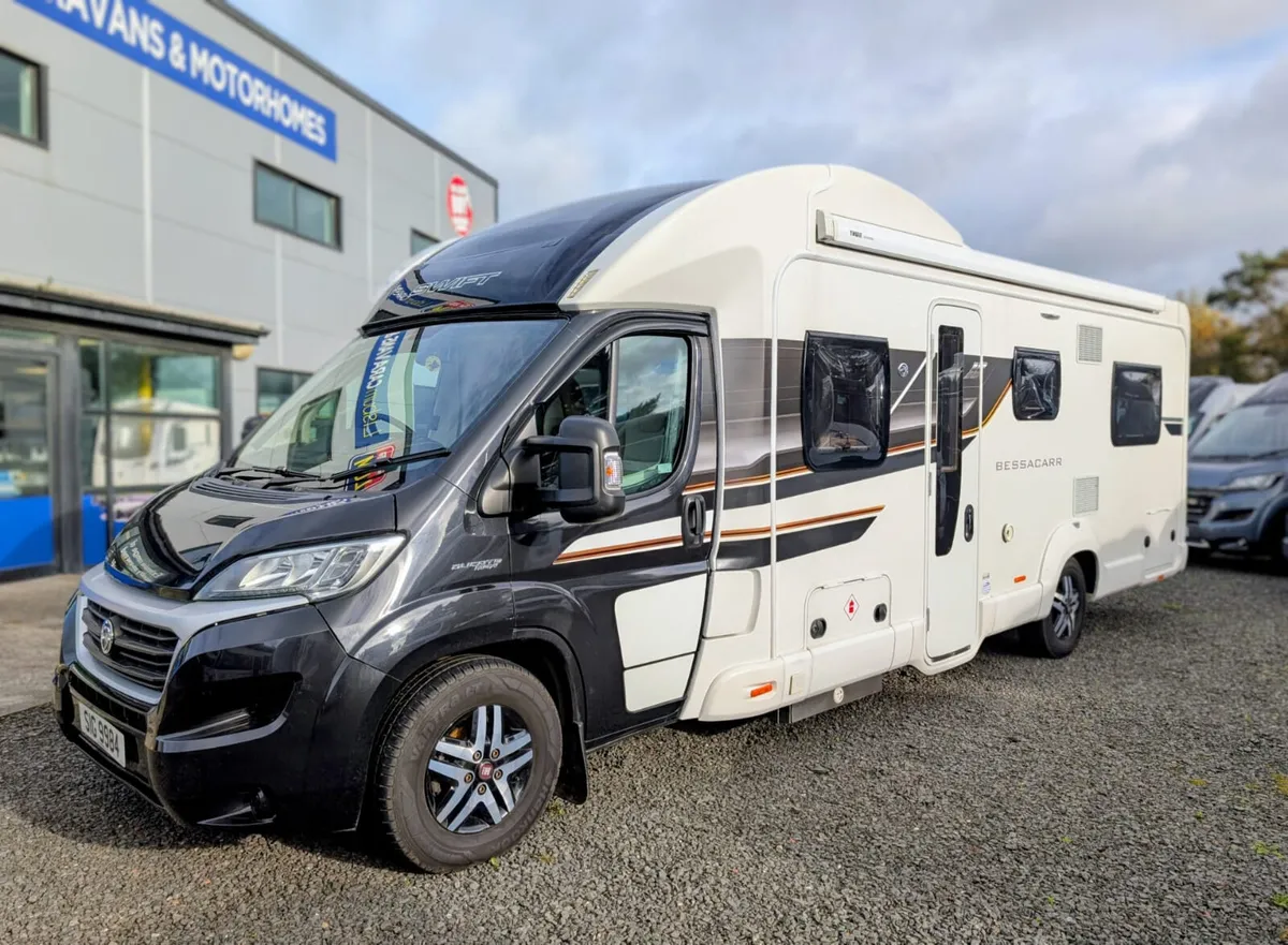 2018 SWIFT BESSACARR 596 - Image 4