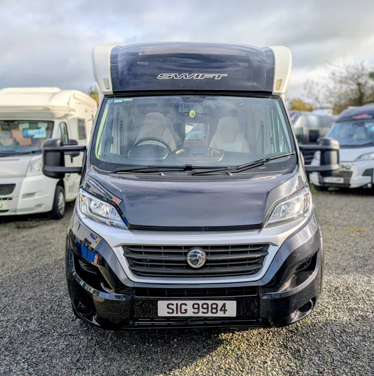 2018 SWIFT BESSACARR 596 - Image 3