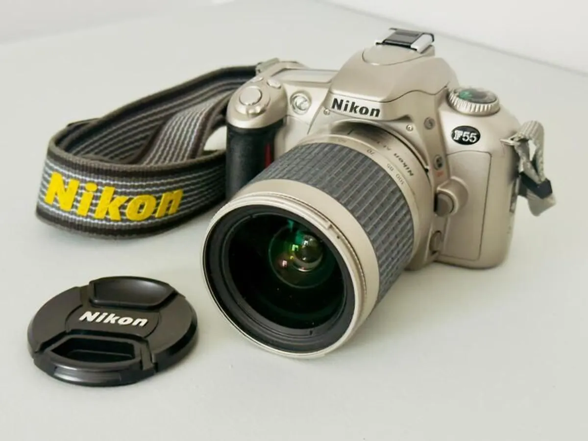 Nikon F55 35mm SLR Camera + Nikkor 28-100mm f/3.5-5.6G Lens - Image 4