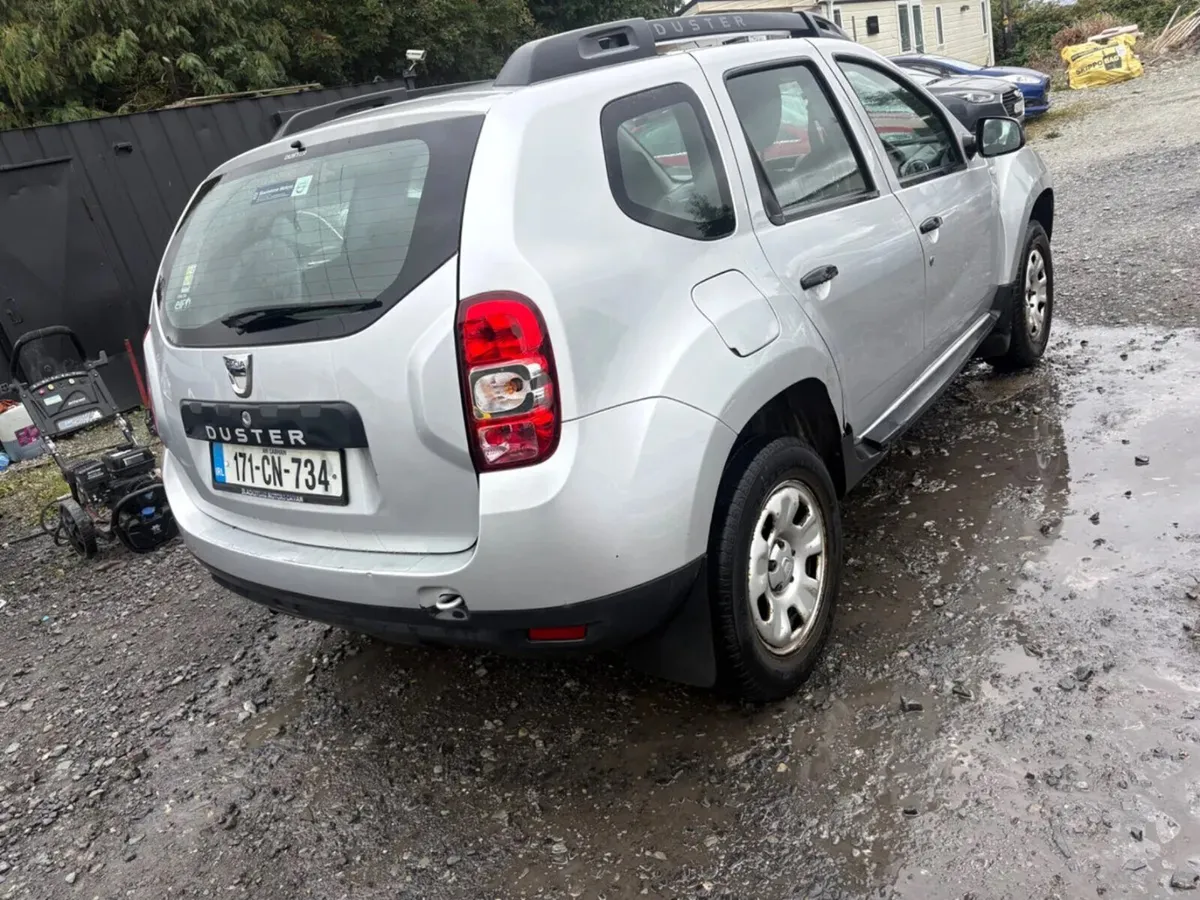 2017 Dacia Duster 1.5 Diesel drive away - Image 2