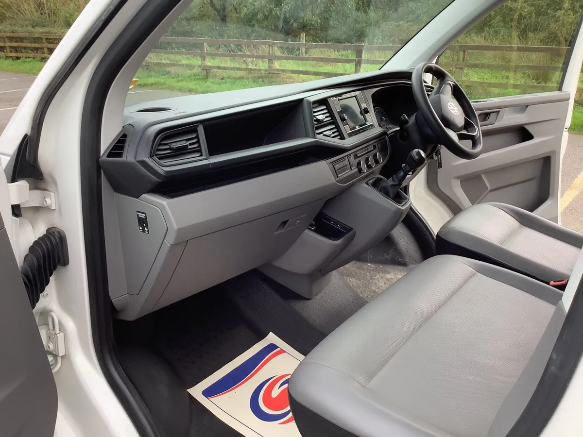 Volkswagen Transporter 2023 T6 30PVL TDI 150BHP - Image 4