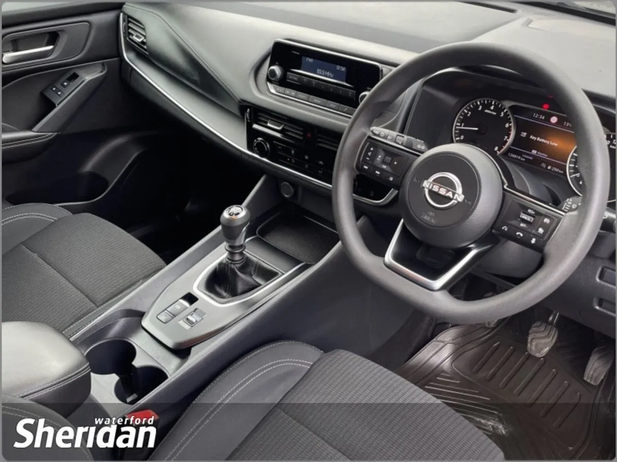 Nissan Qashqai 1.3 XE - Image 2