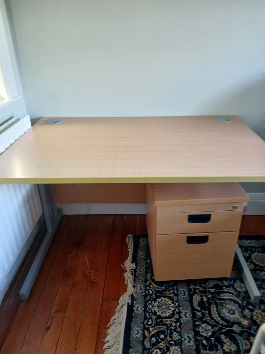 2 x Desks and shelving unit - Image 1