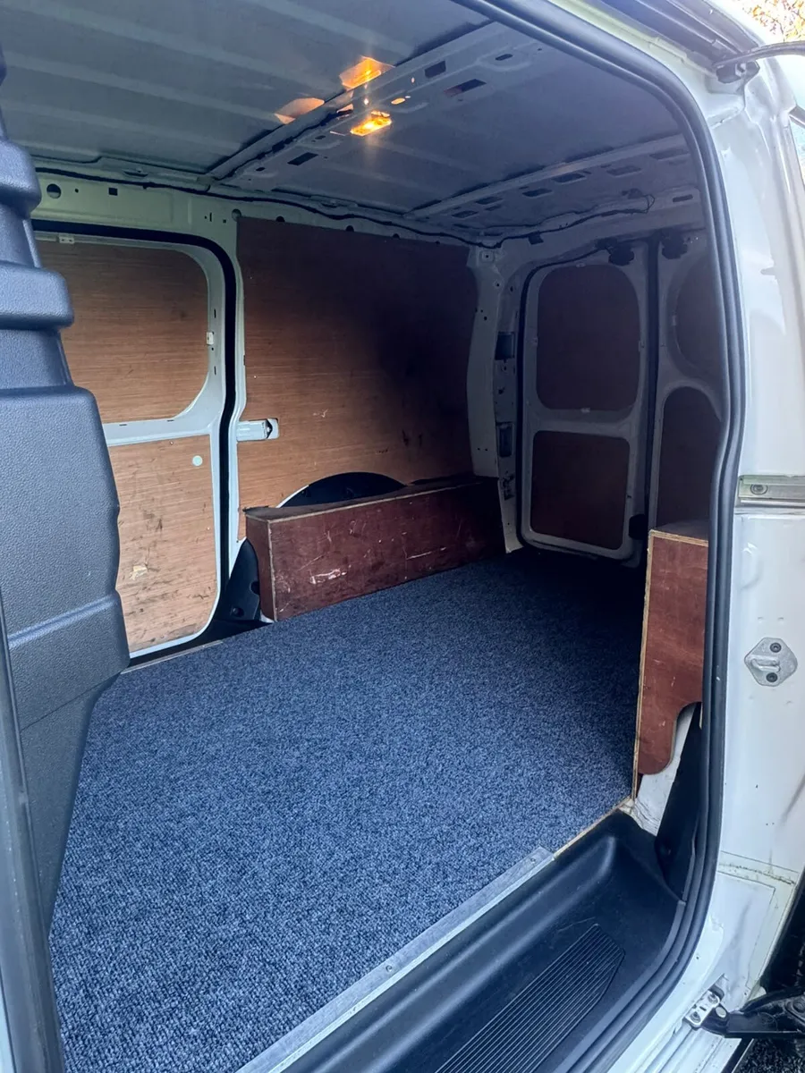 Volkswagen Caddy 2.0 TDI 2021 Plus Vat - Image 3